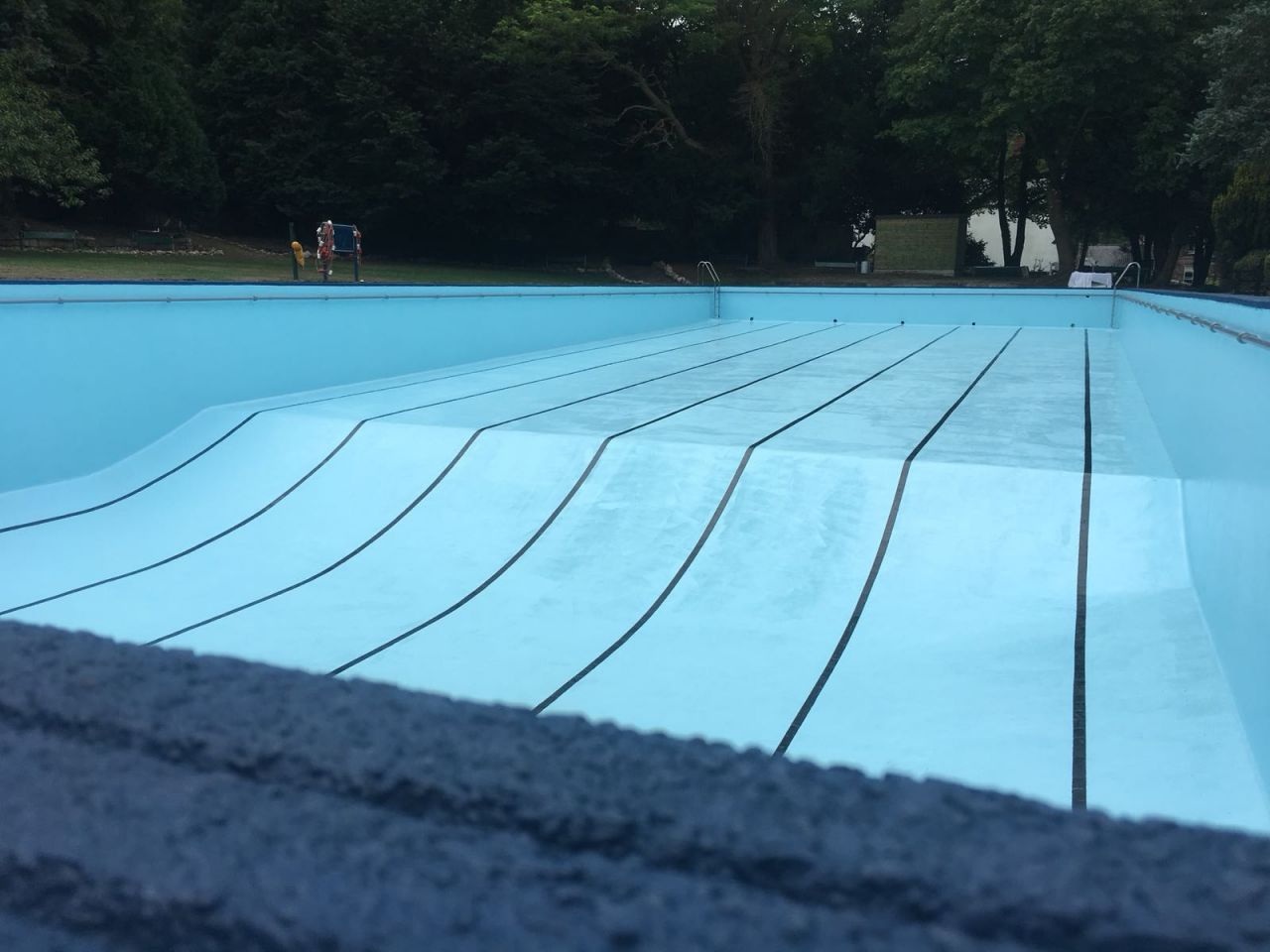 rubber paint for swimming pools